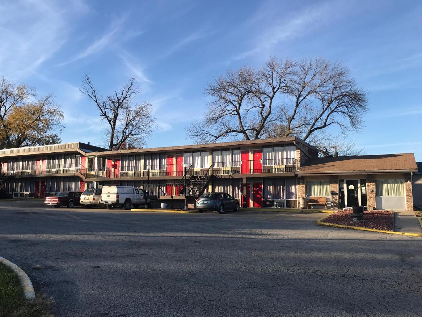 Budget Host Village Inn Kirksville Exterior photo